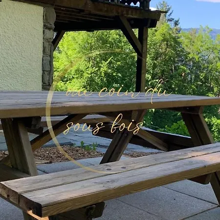 Au Coin Du Sous Bois
